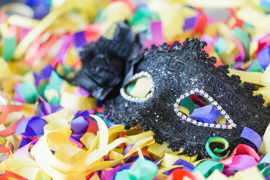 Carnaval in Tilburg: feestelijke carnavalsvierders